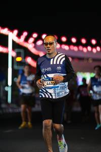 BIB: 4405
                            <button type="button" onclick="openModal(23047229)" class="btn btn-primary btn-sm float-right btn-popup" data-toggle="modal" data-target=".modal-high-quality">
                        <i class="fas fa-shopping-cart"></i> Add to Cart
                    </button>
                                            <button type="button" onclick="isThisMe(23047229, true)" class="btn btn-success btn-sm float-right btn-popup btn-isme hidden" data-toggle="tooltip" data-placement="bottom" title="นี่คือรูปของคุณใช่ไหม คลิกที่นี่เพื่อเอาเข้าอัลบั้ม">
                        <i class="fas fa-plus"></i> Add to album
                    </button>
                    <button type="button" onclick="isThisMe(23047229, false)" class="btn btn-warning btn-sm float-right btn-popup btn-isnotme hidden">
                        <i class="fas fa-ban"></i> Remove from album
                    </button>